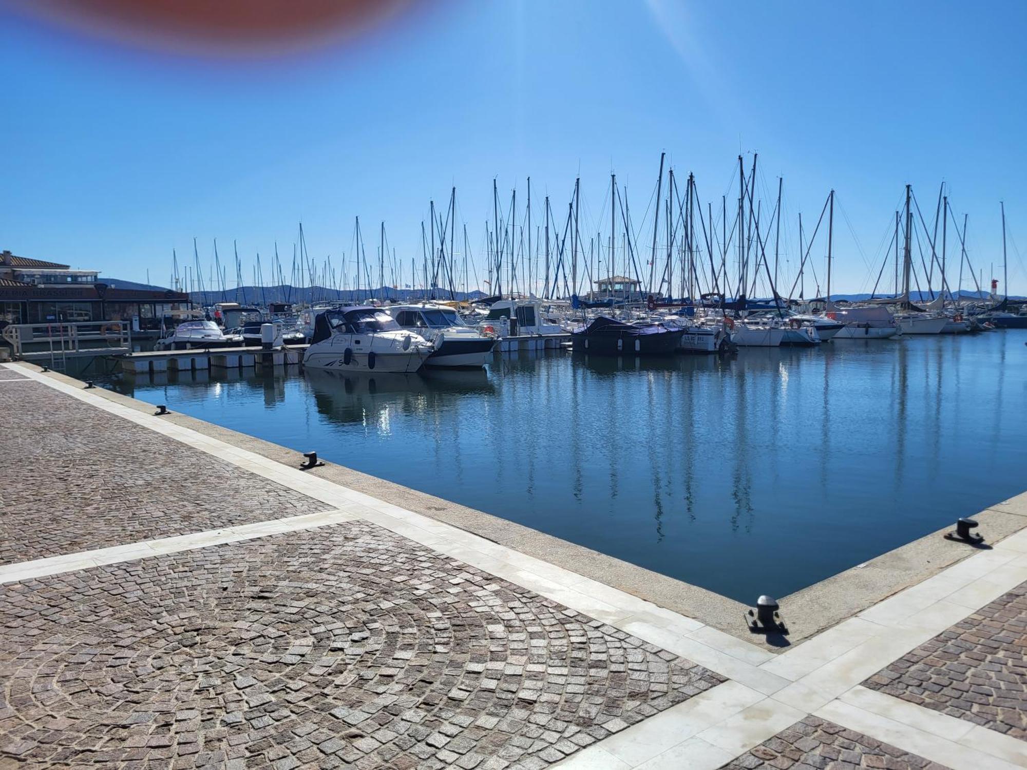 Mazet Climatise Rdj Plages Parking Wifi Gratuit La Londe-les-Maures ภายนอก รูปภาพ